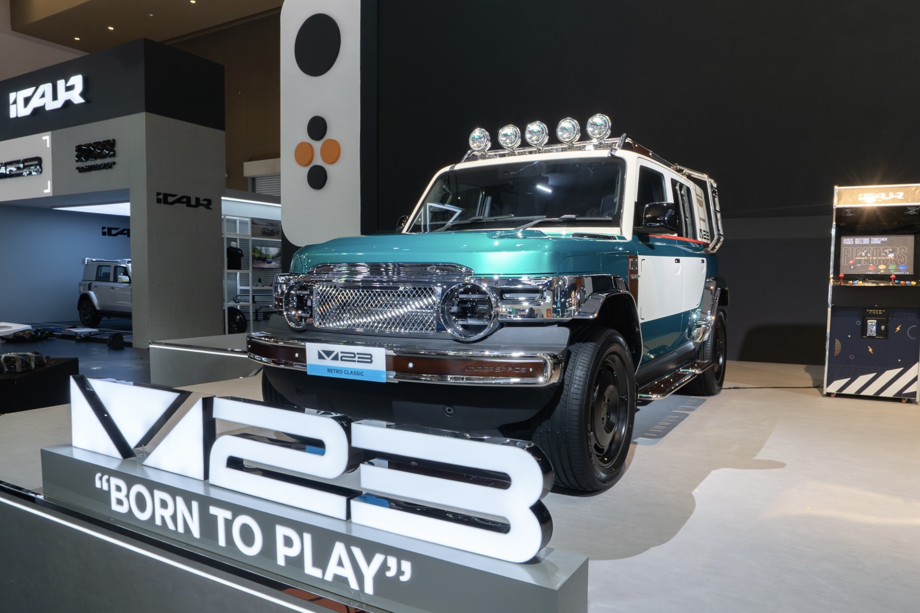 iCAR Debut di IIMS 2026, Perkenalkan V23 dengan Gaya Retro Modern