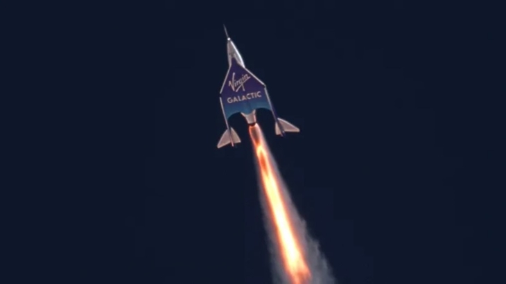 Virgin Galactic Mulai Perjalanan Luar Angkasa Bulan Depan