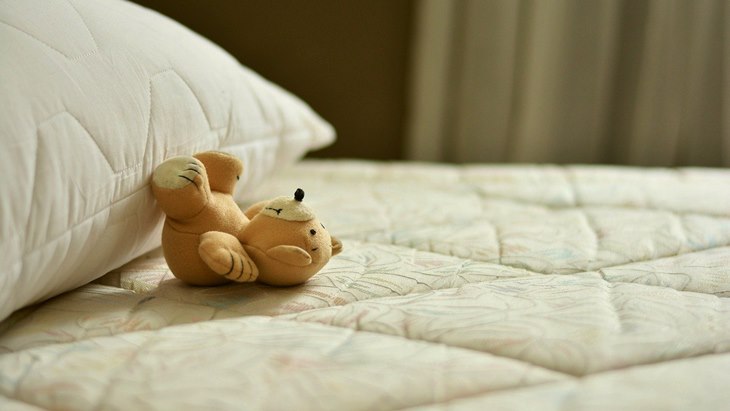 Sprei Harus Dicuci Seminggu Sekali