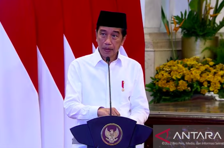 Bayar Zakat Lewat Baznas, Jokowi Berharap Ibadah Ramadannya Sempurna