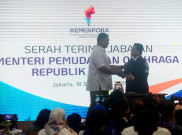 Prosesi Serah Terima Jabatan Menteri Pemuda dan Olahraga Dito Ariotedjo kepada Erick Thohir 