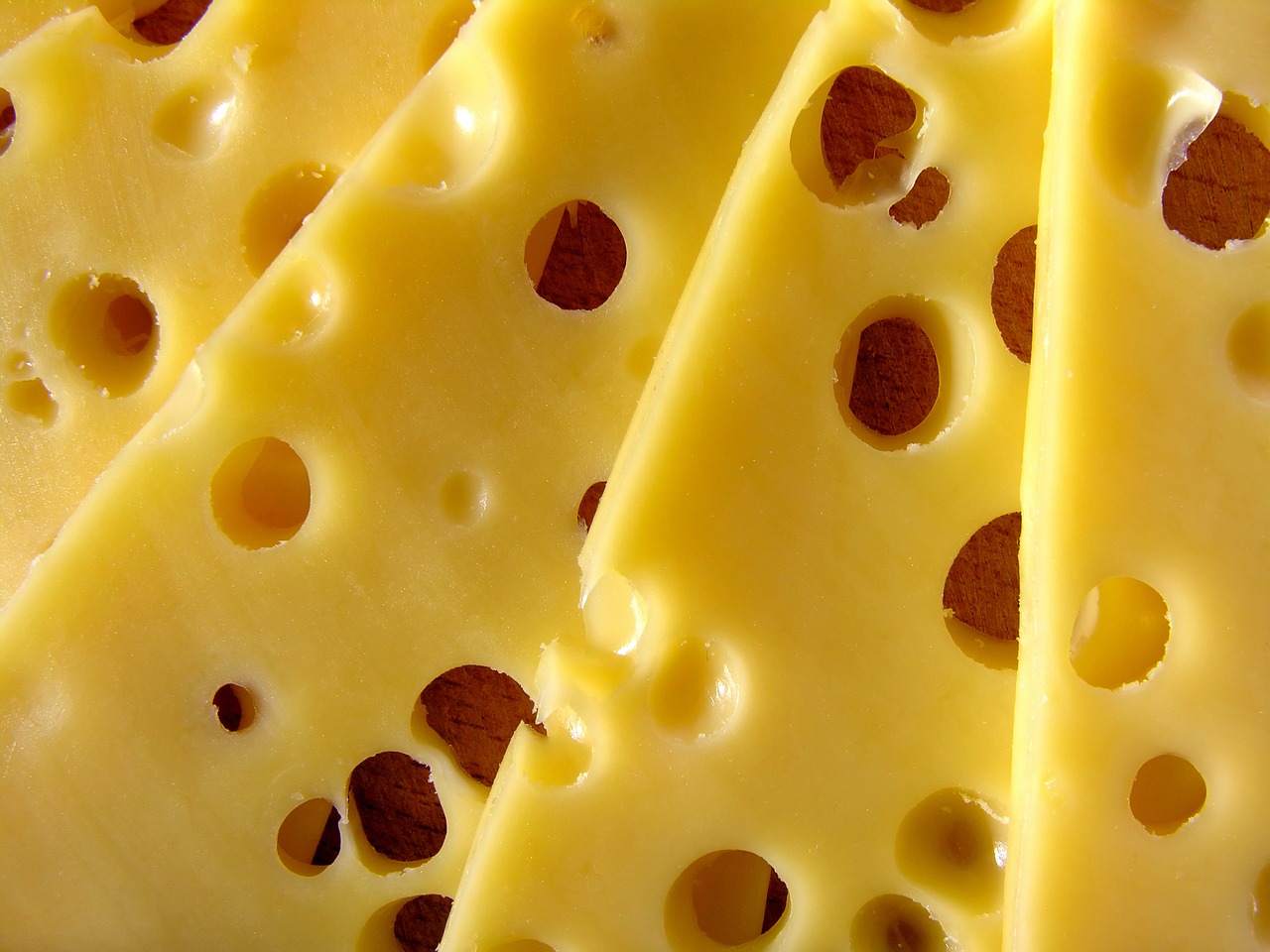 Keju merupakan dairy products (Foto: Pixabay/lipefontes0)