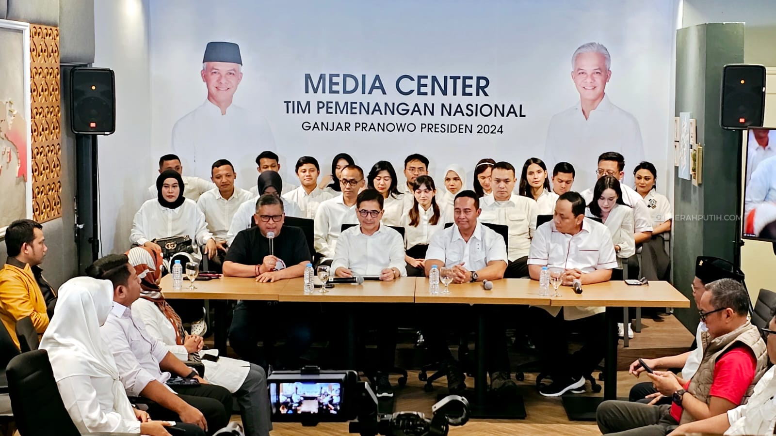 Hasto Optimistis Sejarah Tradisi Kemenangan 2014 dan 2019 Kembali Terukir di Pilpres 2024