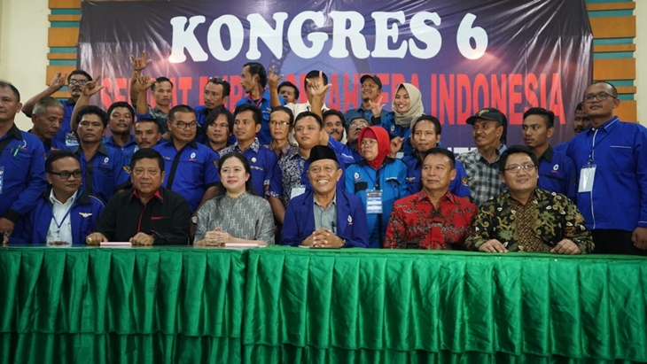 TB Hasanuddin atau akrab disapa Kang Hasan, turut menghadiri Kongres Serikat Buruh Sejahtera Indonesia (SBSI). (MP/Ponco Sulaksono)