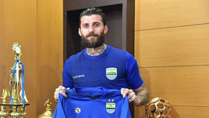 Tanpa Tiga Legiun Asing Lawan PSM, Pelatih Persib Yakin Lolos
