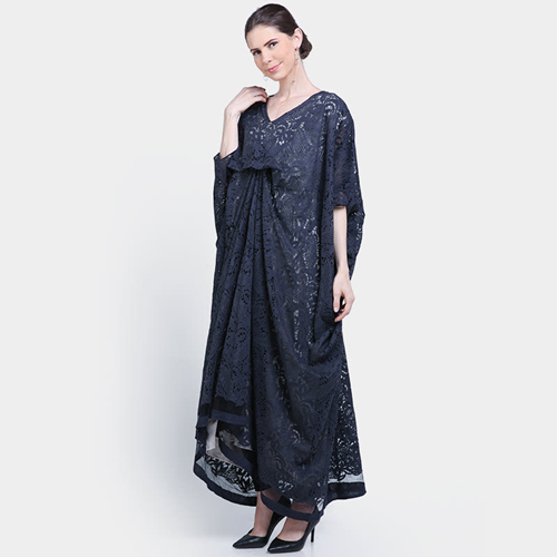 Gamis jenis brokat. (istyle.id)