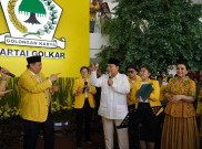 Sambil Joget, Prabowo Nyanyi Lagu Kamulah Satu-satunya di DPP Golkar
