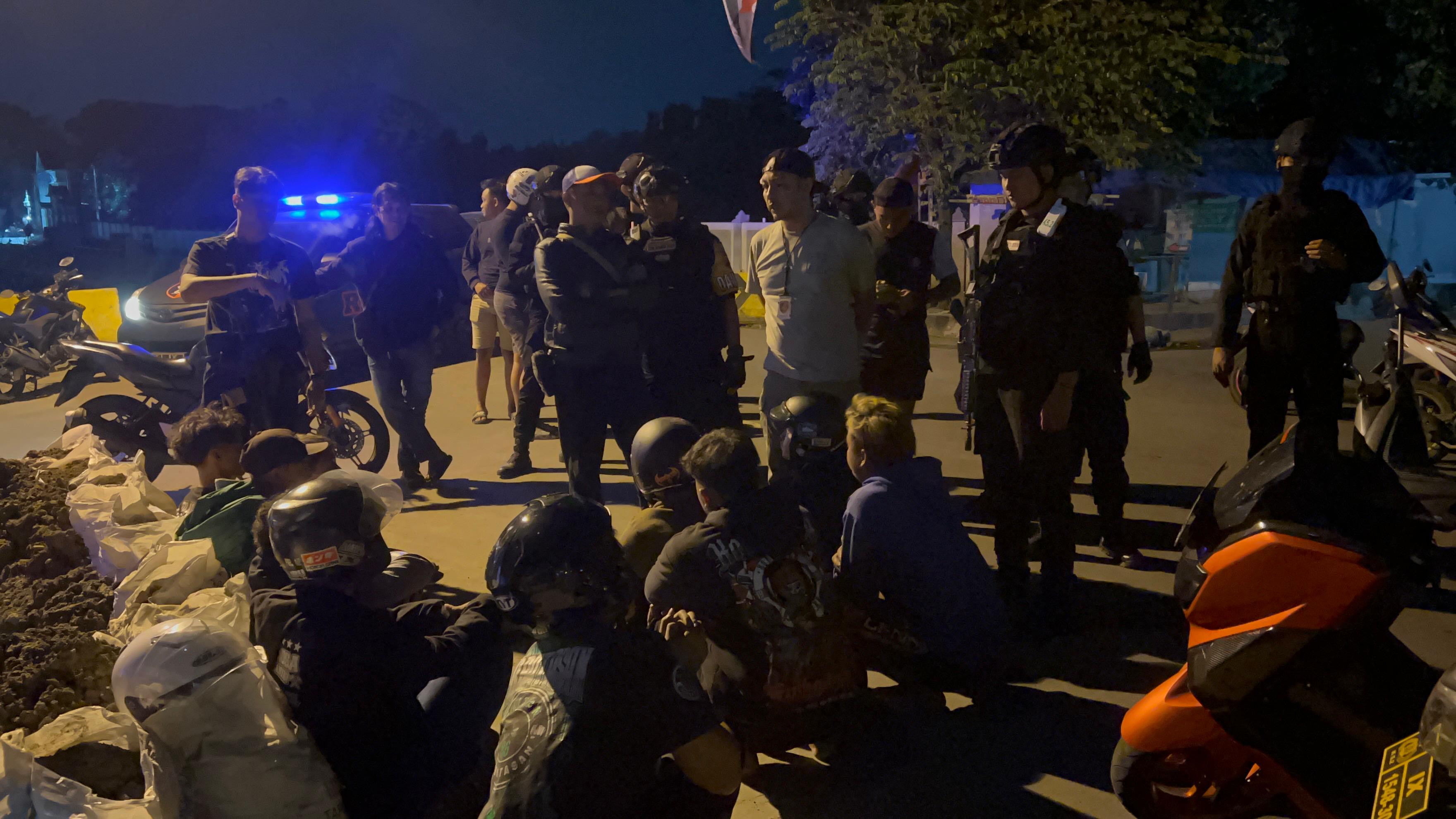 Perguruan Silat Bentrok Dengan Warga di Solo Gara Gara Stiker Helm