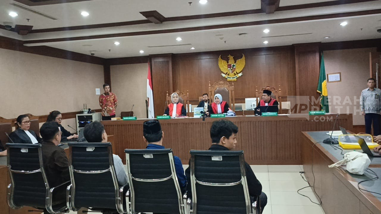 Hakim Tolak Eksepsi, Perkara Penghasutan Demo Delpedro Marhaen Cs Masuk Pokok Perkara