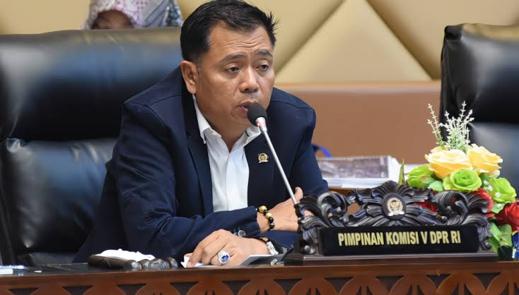 Keadaan Korban Bencana Sumatra Makin Mengkhawatirkan, Komisi V DPR: Pemerintah tak Perlu Malu dan Alergi Terima Bantuan Asing