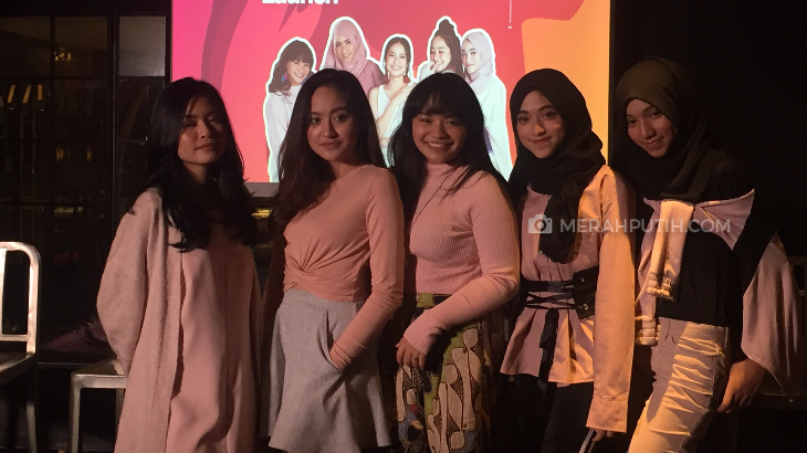 Amel Carla dan Salshabilla Temukan Keluarga Baru