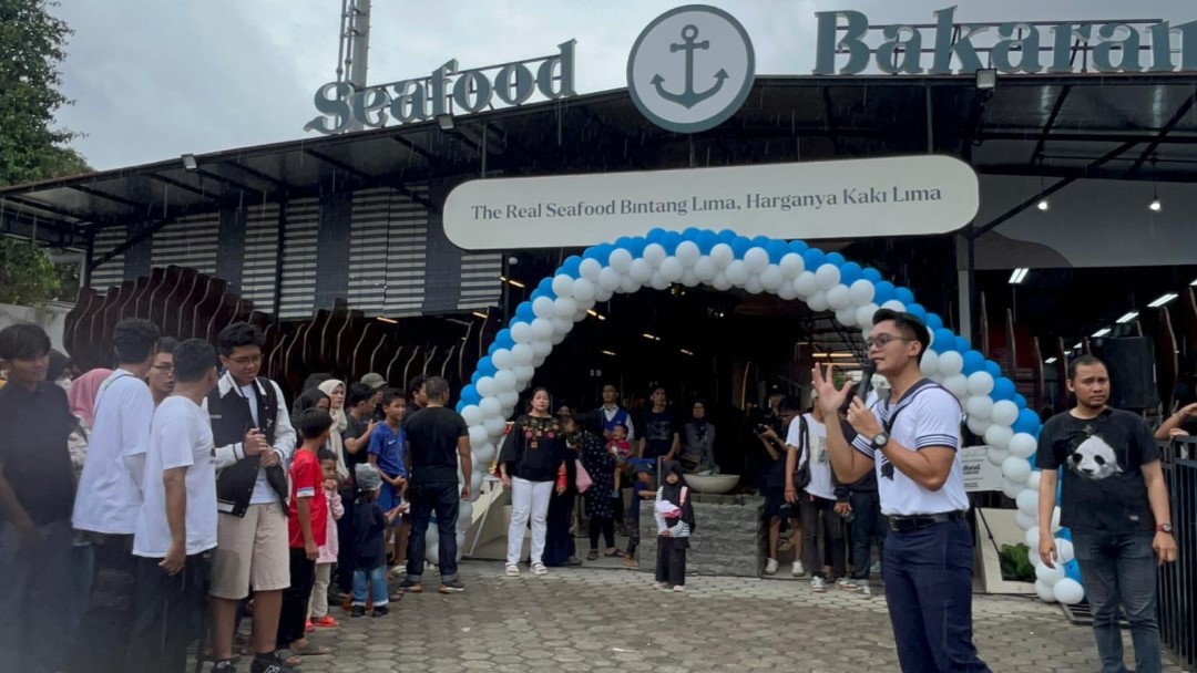 Kepoin Resto Terbaru Duo Kreator Konten Tiktok Aidan Mirza dan Ivan Laf