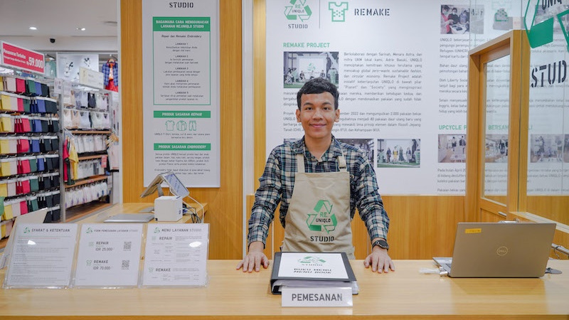 RE.UNIQLO Pertama di Indonesia Layani Reparasi Pakaian Rusak