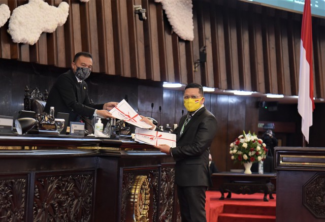 Sidang Paripurna DPR. (Foto: Antara)