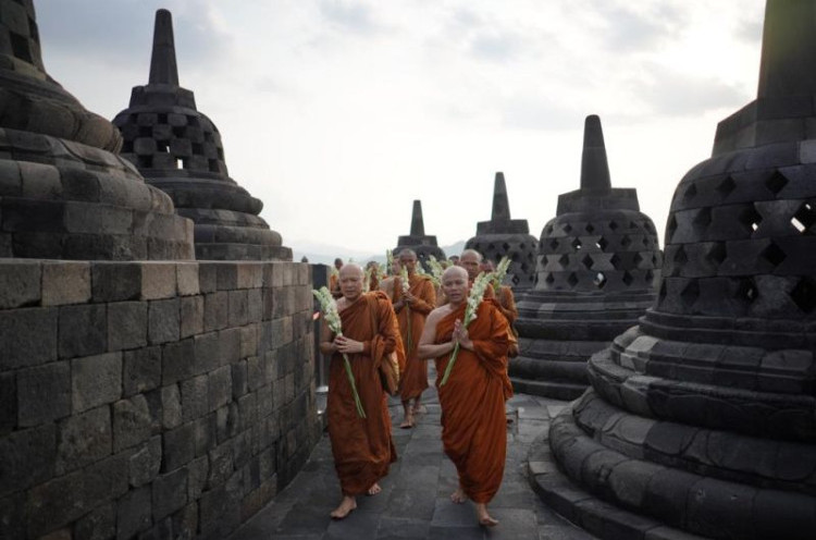 Hari Waisak, Pelataran Borobudur Hanya Untuk Umat Buddha