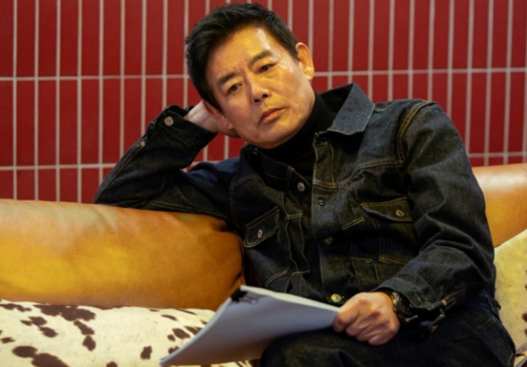 Aktor Senior Sung Dong Muncul,  Intrik Drakor We Are All Trying Here Makin Panas