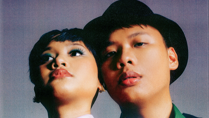 More On Mumbles Berserah Diri dalam Single 'Such Is Life'