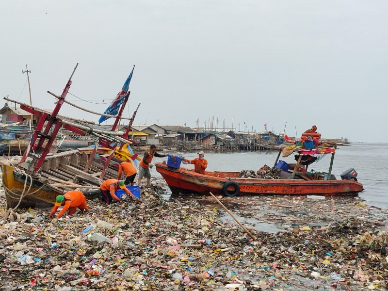 Indonesia-Jepang Perkuat Kerja Sama Penanganan Sampah di Laut