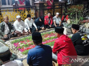 Cari Suara di Jatim, Kaesang Ziarah ke Makam Presiden Ke-4 Gus Dur 