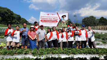 Antusias 11 Anak Muda Milenial Ikuti Praktek Pertanian Sayur Mayur JHL Merah Putih Kasih Foundation