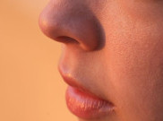 Cuci Hidung dengan Air Laut Steril Untuk Cegah Sinusitis