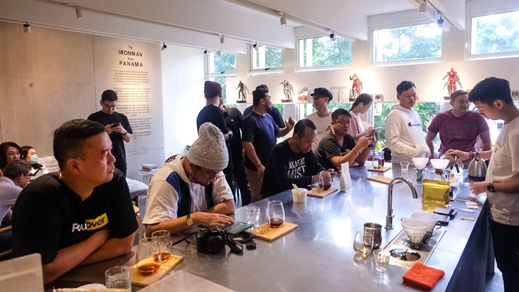 Keseruan Sang Jawara IBrC Saat Breakfast Bareng di Two Coffee Beans