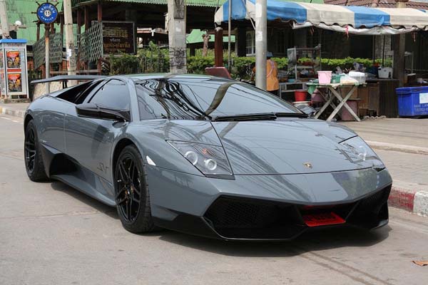 mobil mewah jaejoong