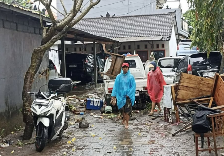 Banjir Besar Melanda Bali, 2 Warga Meninggal dan Ratusan Lainnya Terdampak