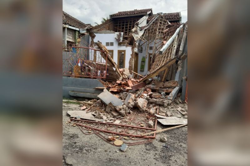 Gempa Cianjur: 2 Warga Meninggal, 4 Orang Luka, dan 7 Rumah Rusak
