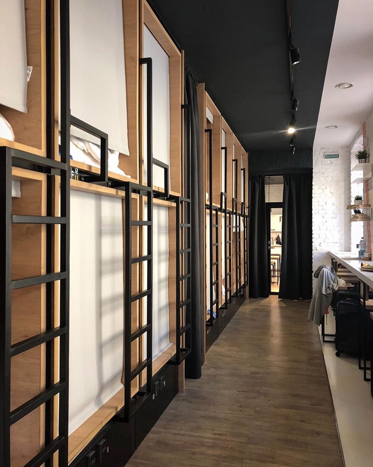 InBox Capsule Hotel. (Foto: instagram.com/emifein)