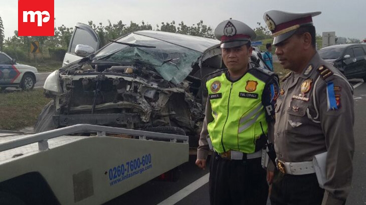 Tabrakan Beruntun Empat Kendaraan Terjadi di Cirebon 