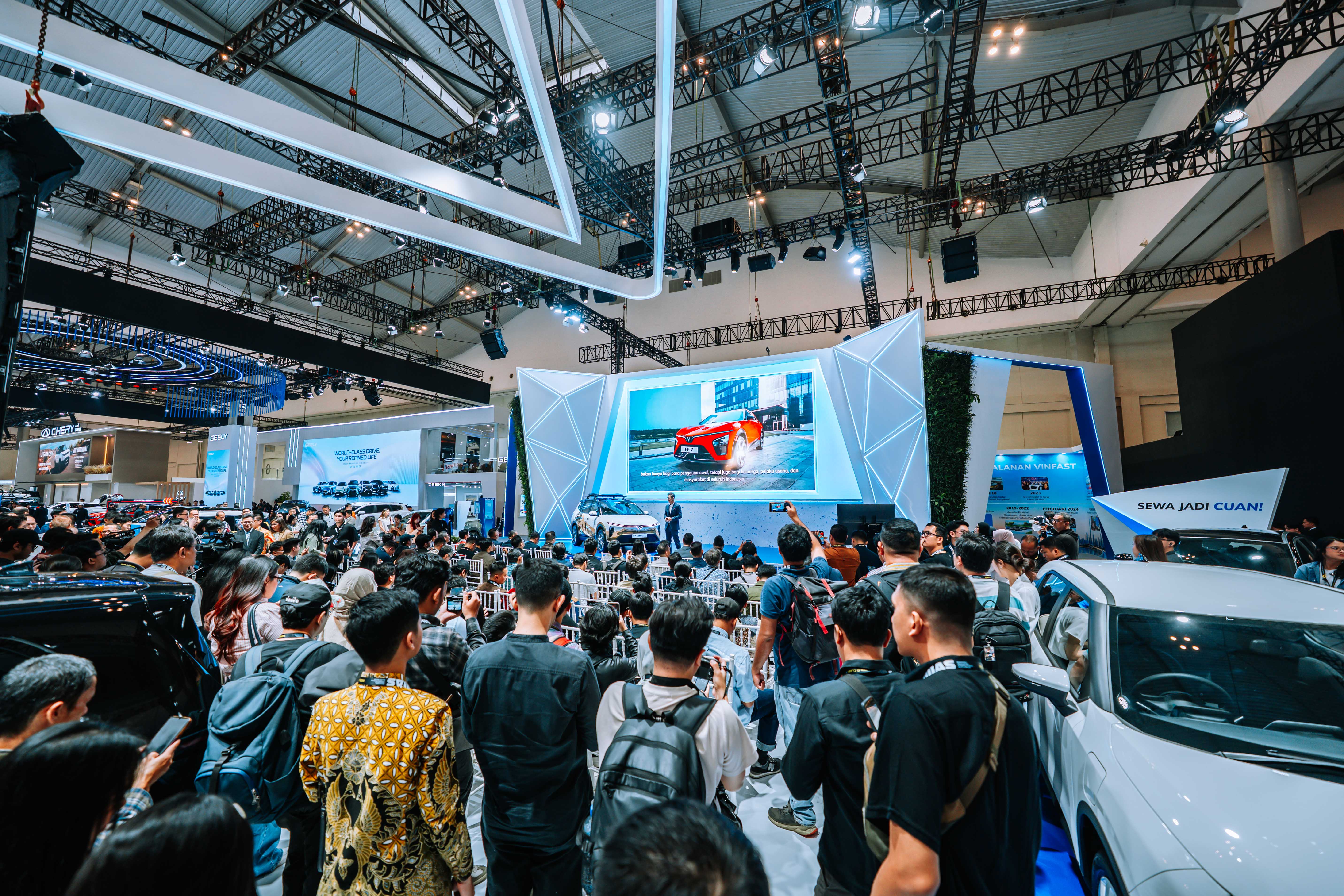 VinFast Gebrak GIIAS 2026 Lewat Mobil Listrik Andalan, Bawa Konsep 'Drive Worry Free' dan Banyak Promo