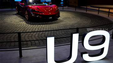 Supercar Listrik BYD Yangwang U9 Mejeng di Ajang Otomotif GIIAS 2025