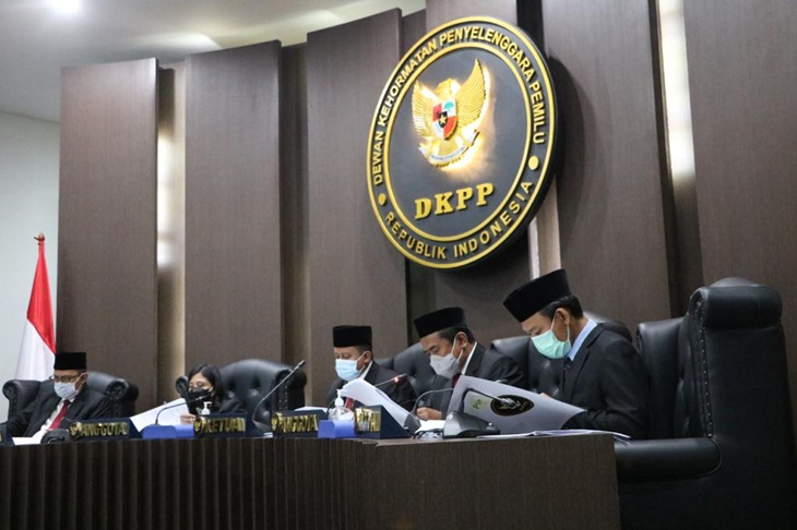 Sidang pembacaan putusan DKPP terkait dugaan pelanggaran kode etik Ketua KPU Arief Budiman. (Foto: MP/Istimewa)