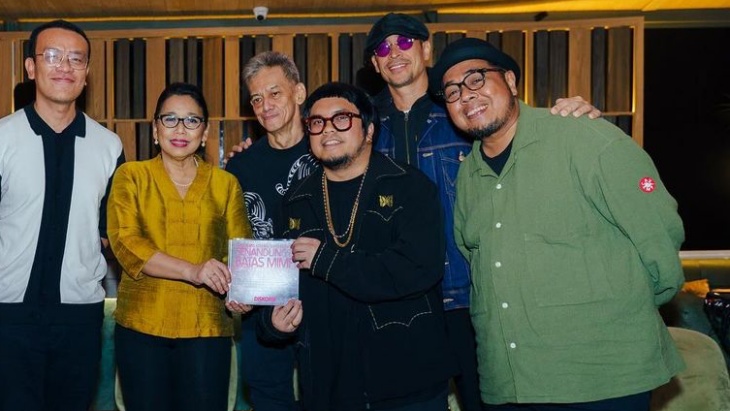 Diskoria, Jamie Aditya, dan Fariz RM Rilis Ulang Lagu 'Senandung Di Batas Mimpi'