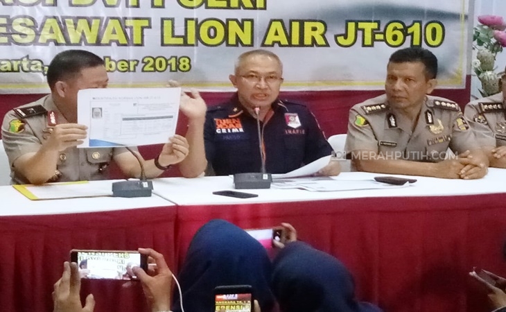 Potongan tubuh korban Lion Air JT-610