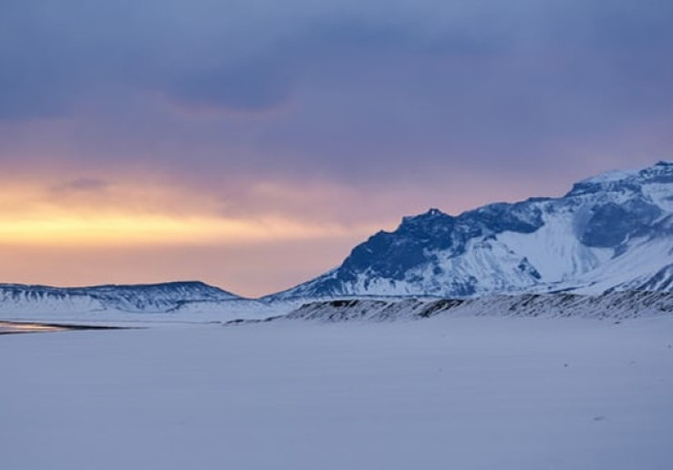 Islandia Hadirkan Bar Vodka di Atas Gletser