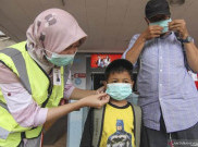 Pemerintah Siapkan Jutaan Masker Bedah untuk Tenaga Medis COVID-19