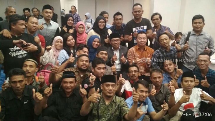 Ridwan Kamil Silaturahmi dengan Para Pemuda Jawa Barat