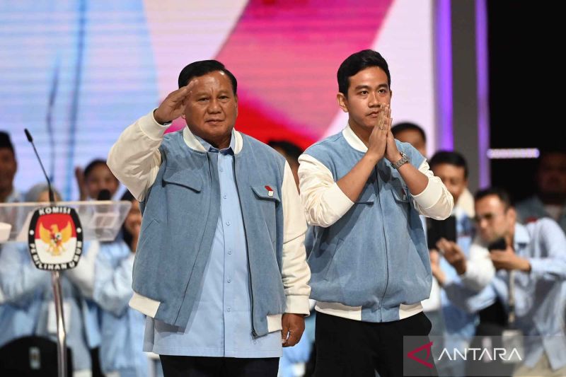 Prabowo Setuju Pernyataan Anies dan Ganjar Soal Budaya, Singgung Istana Mau Roboh