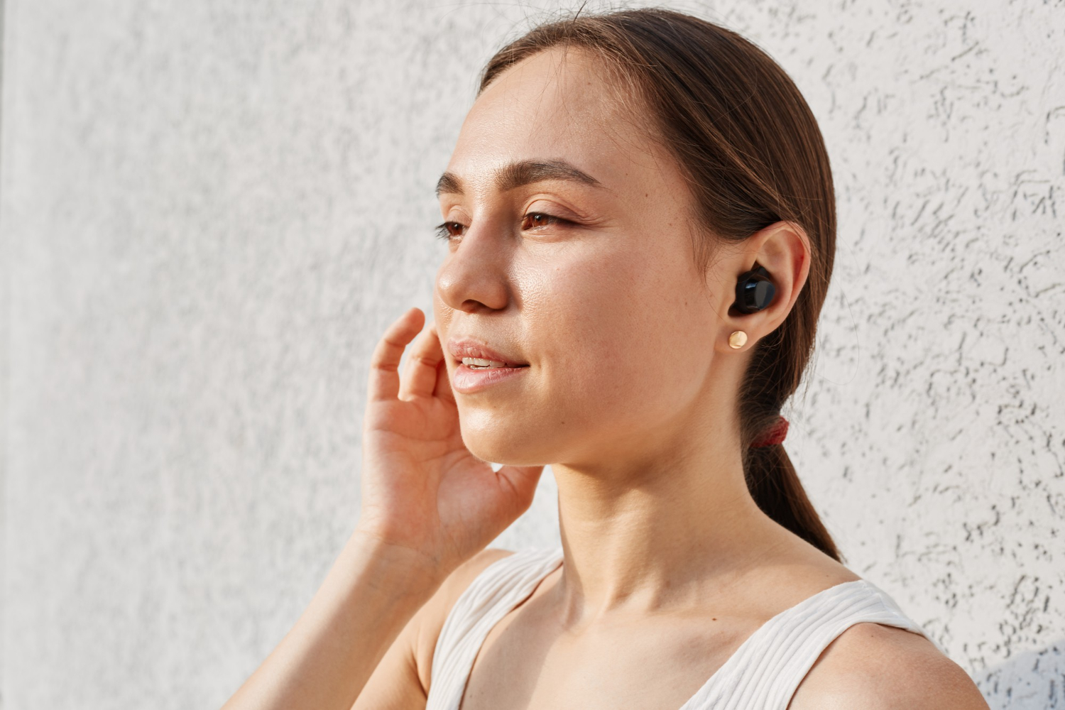 TWS Bass Terbaik 2025: JBL Wave Buds, Jabra Elite 2, hingga realme Buds Air6
