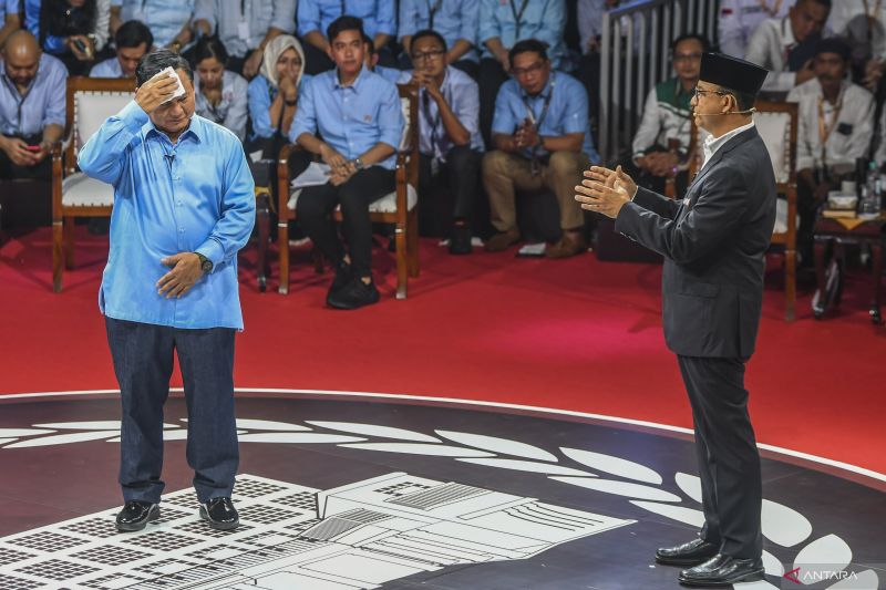 Antara Candaan dan Kepantasan Politik di Ucapan 'Ndasmu etik' Prabowo