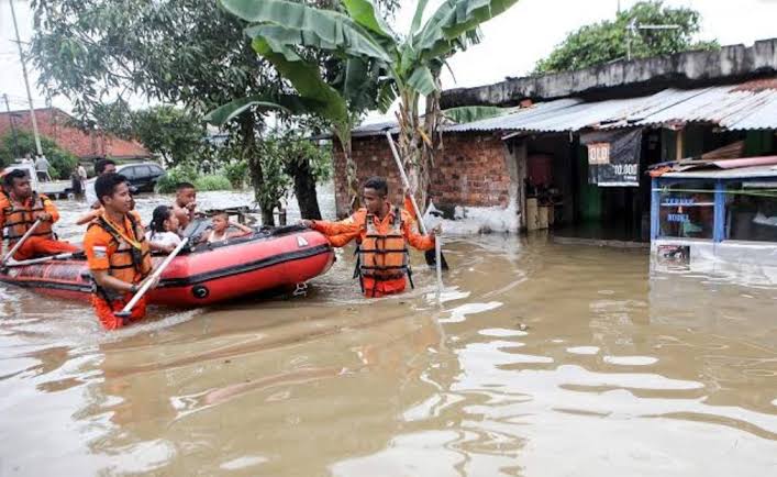 Antisipasi Banjir, DPRD Minta Pemprov DKI Bersihkan Got di Wilayah Padat Penduduk