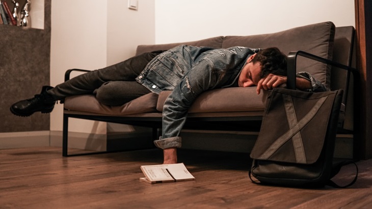 Menurunkan Berat Badan Cuma Butuh Tidur