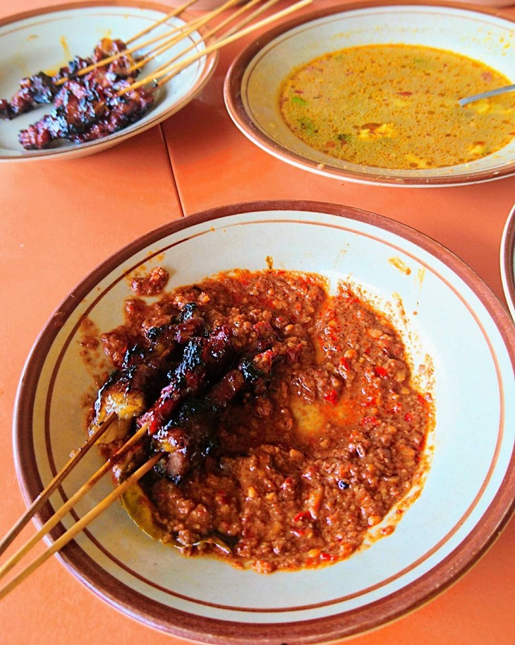  Sate Apaleh. (Foto: instagram.com/plntv)