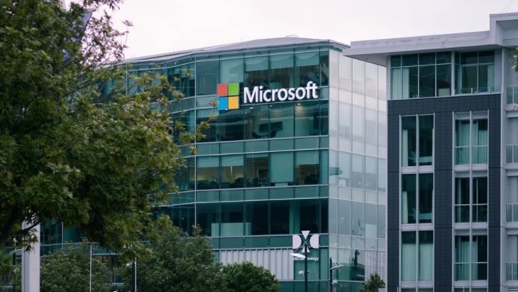 Setelah Samsung dan Apple, Giliran Microsoft yang Hentikan Bisnis di Rusia