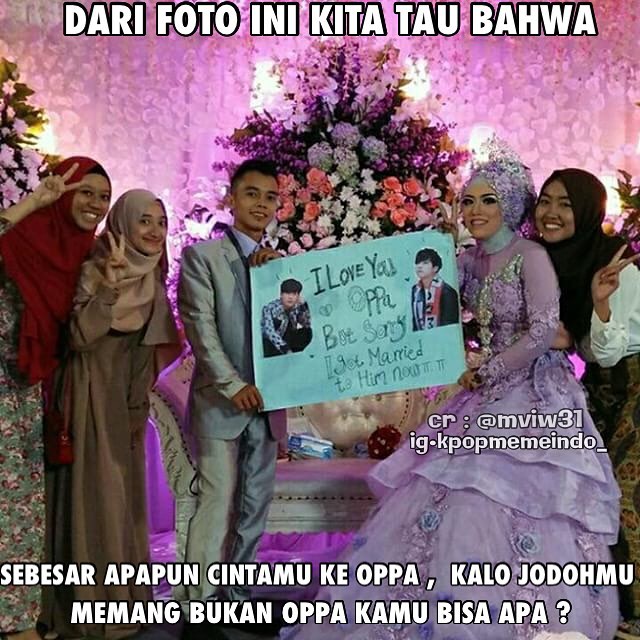 (Instagram/kpopmemeindo_)
