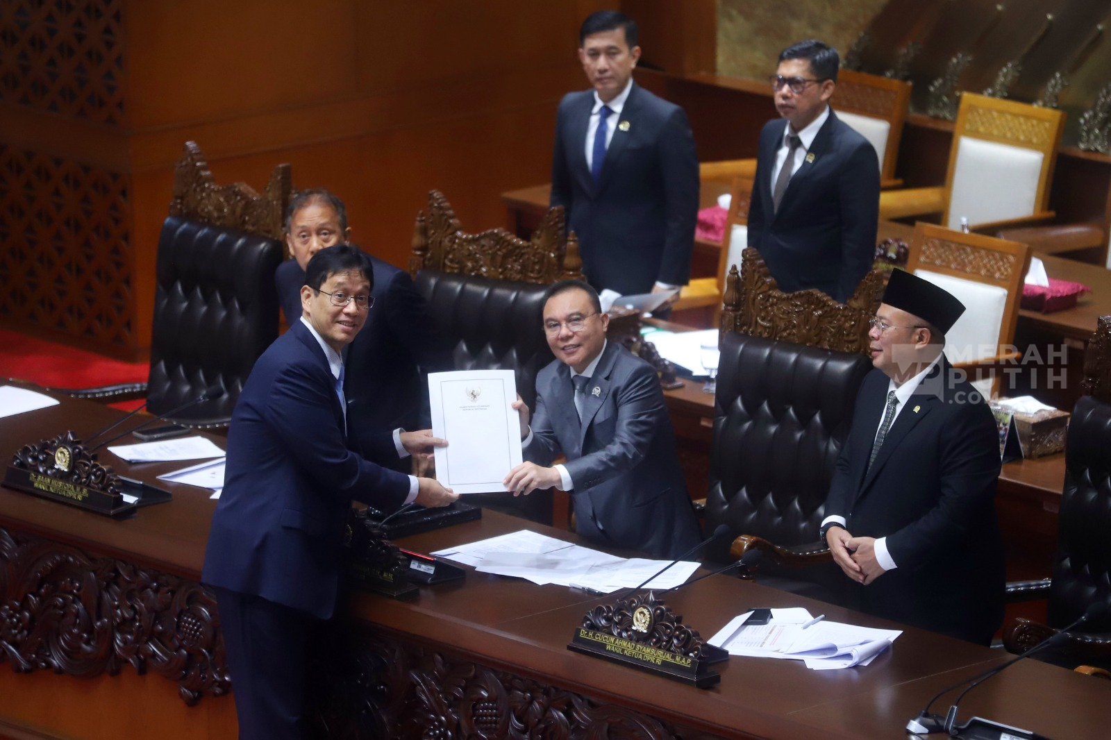 Rapat Paripurna DPR Setujui RUU P2SK Menjadi UU P2SK