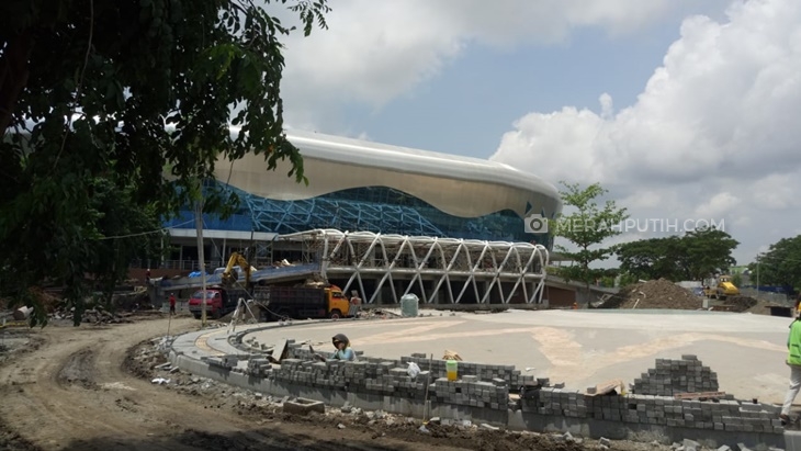 Pandemi COVID-19, Pembangunan Gedung Muktamar Muhammadiyah Terhenti