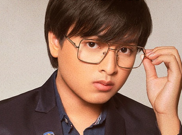 Arsy Widianto Rilis Single 'Mencintai Hati yang Tak Cinta'